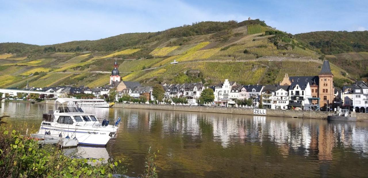 Mosel-Appartements Nehren Zell an der Mosel Esterno foto